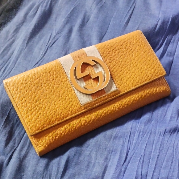 Gucci Mustard GG Vtg Leather Wallet. - Picture 1 of 7